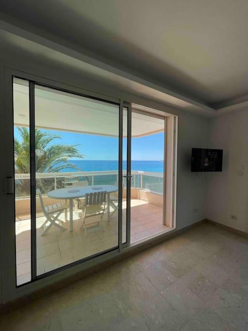 Appartement Bord De Mer Avec Garage Mentona Zewnętrze zdjęcie