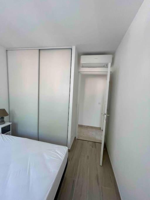 Appartement Bord De Mer Avec Garage Mentona Zewnętrze zdjęcie