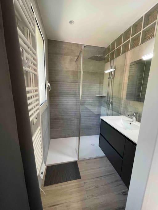Appartement Bord De Mer Avec Garage Mentona Zewnętrze zdjęcie