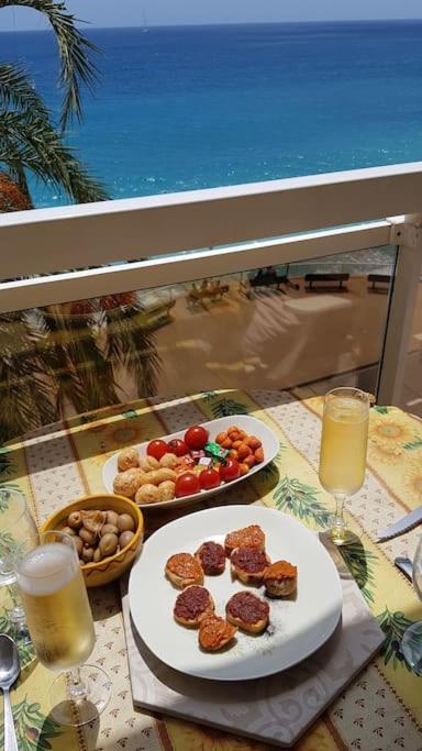 Appartement Bord De Mer Avec Garage Mentona Zewnętrze zdjęcie