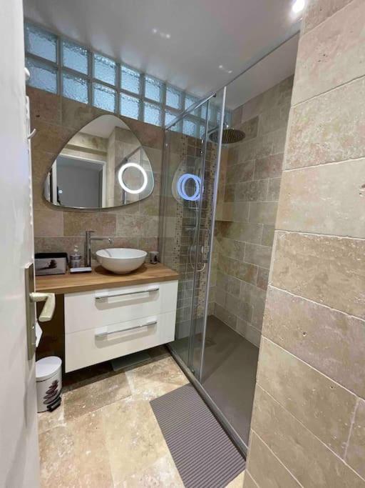 Appartement Bord De Mer Avec Garage Mentona Zewnętrze zdjęcie
